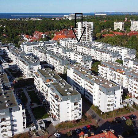 Frog Apartment - 2 Bedrooms And Living Room Swinoujscie Bagian luar foto